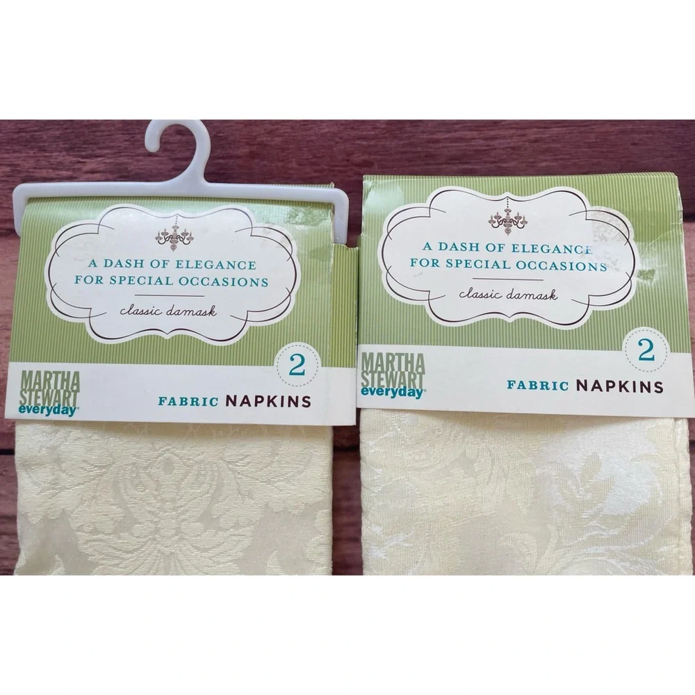 Vintage Martha Stewart Set Of Fabric Classic Damask Ivory Napkins